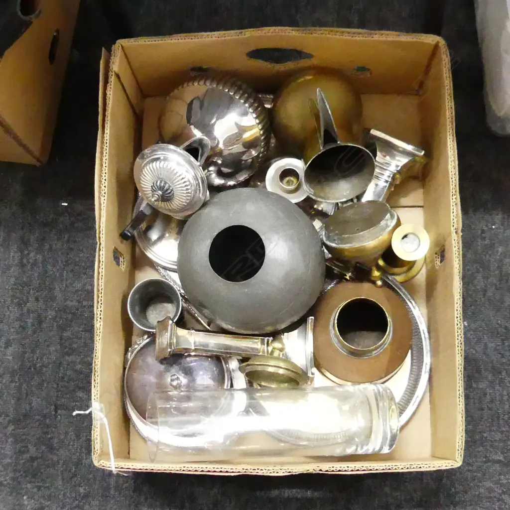 BOX LOT EP BRASS & PEWTER Image 1++