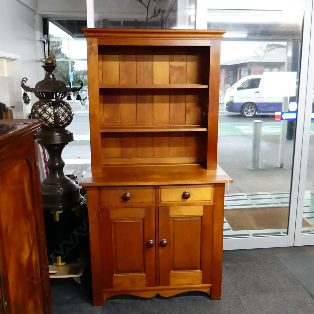 COLONIAL STYLE DRESSER 1015x550x1940mm Image 1++
