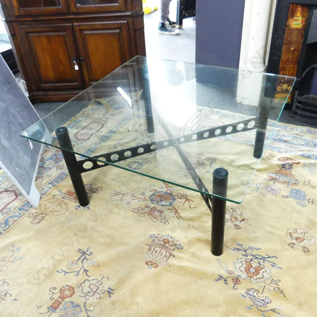 GLASS TOP COFFEE TABLE, 1000 X 1000MM, BLACK METAL BASE Image 1++