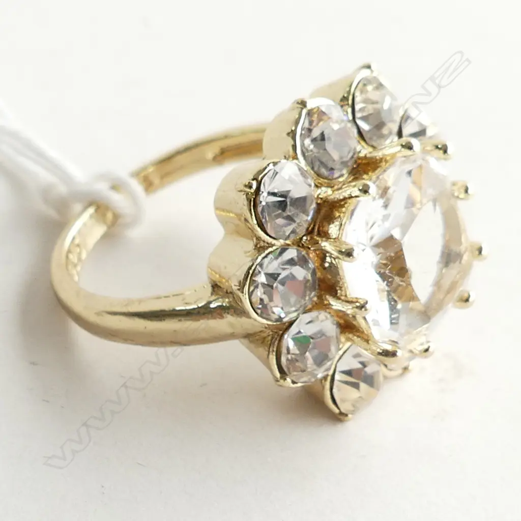 GOLD TONED ON 925 SILVER LG DIAMANTE CLUSTER  DRESS RING Image 1++