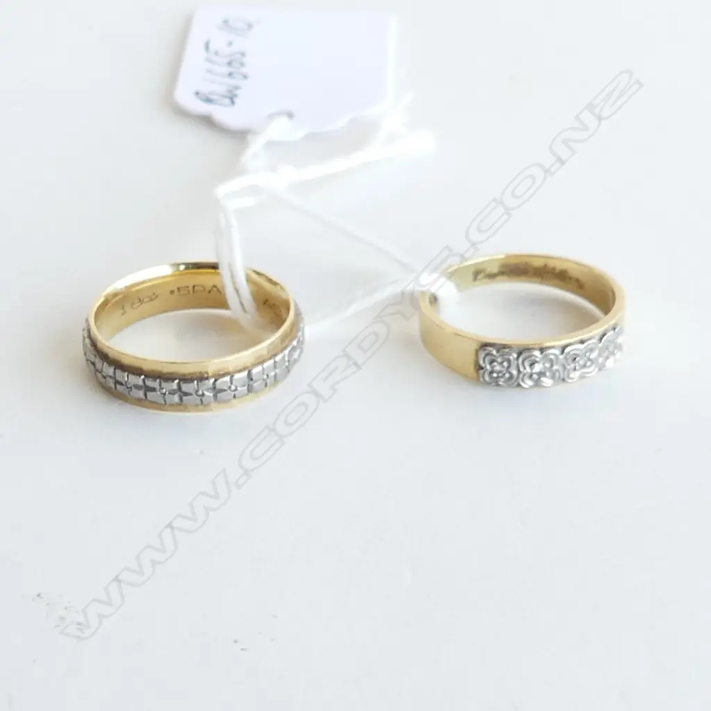 2 X18CT GOLD RINGS 1 W DIAMONDS 7.8gms Image 1++