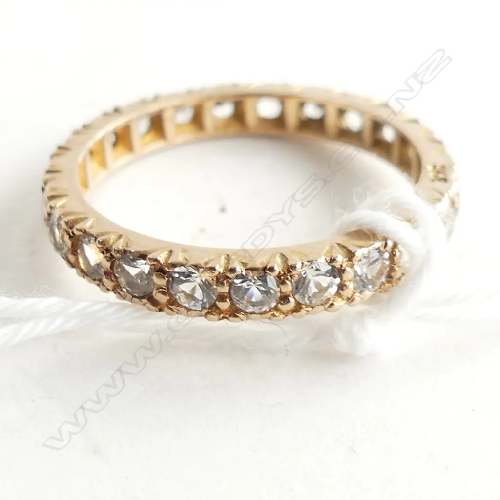 9CT GOLD & CZ SET RING SIZE P WEIGHT 2.5 GMS Image 1++