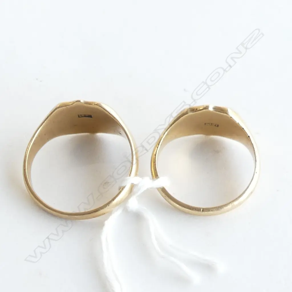 PR 18CT GOLD SHIELD SIGNET RINGS  16.2gms Image 1++
