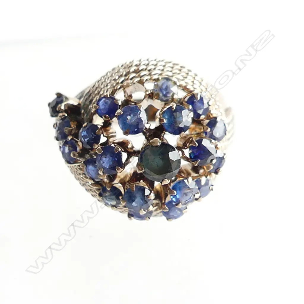 14CT AND SAPPHIRE COCKTAIL RING SIZE N Image 1++