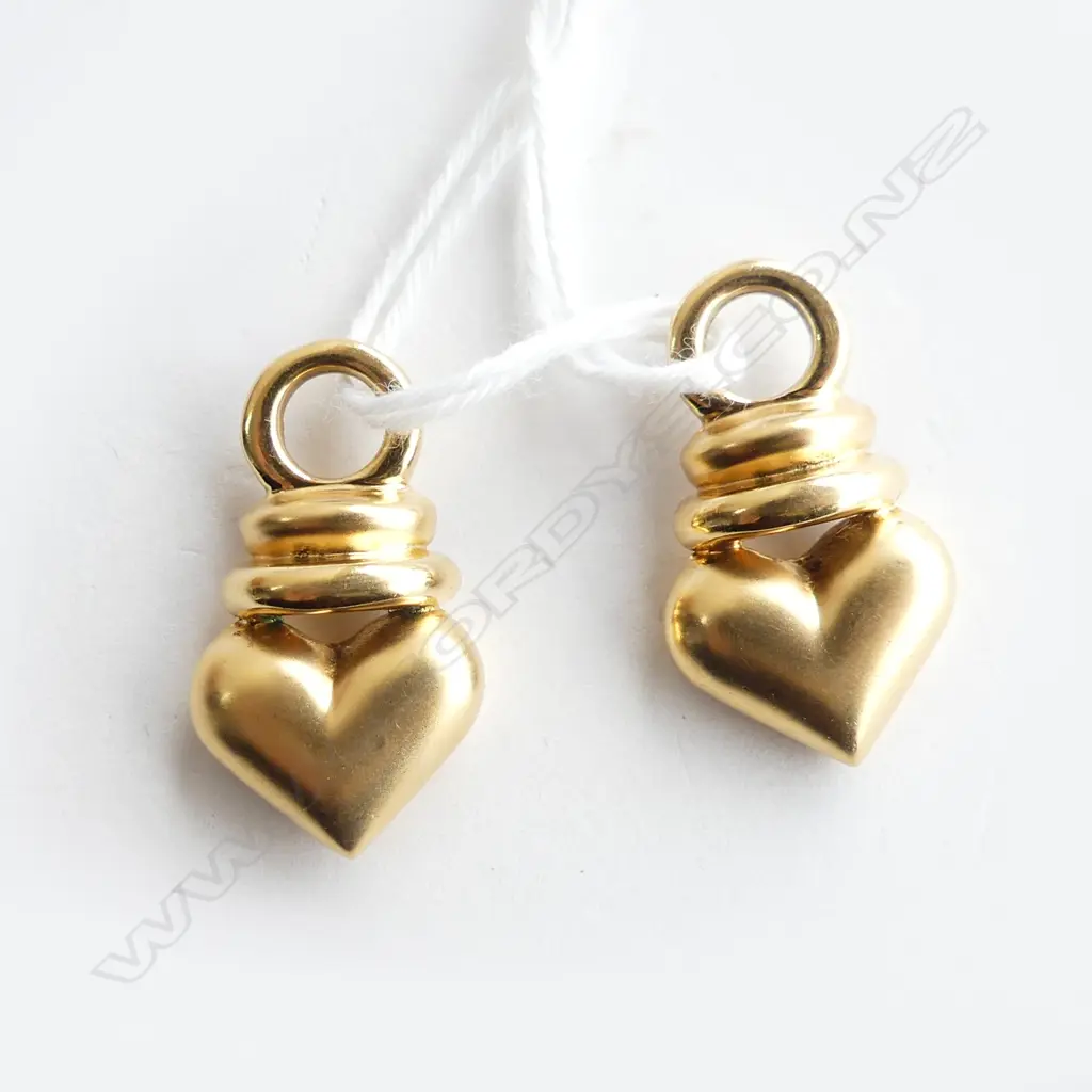 PR 18CT GOLD HEART PENDANTS 11.4 GRAMS EX HARTFIELDS PARNELL Image 1++