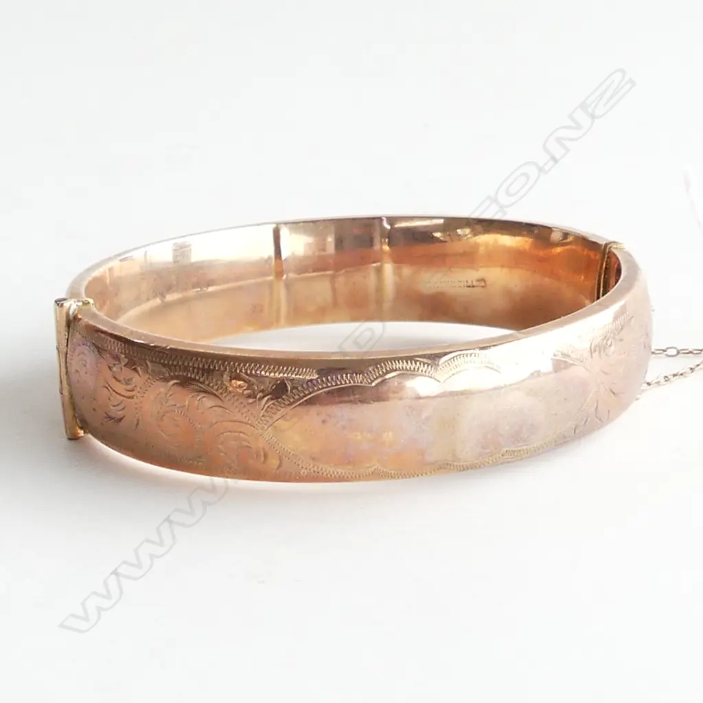ANTIQUE 9CT GOLD WAX FILLED  HOLLOW HINGED BANGLE 27.9GMS FAULTS Image 1++