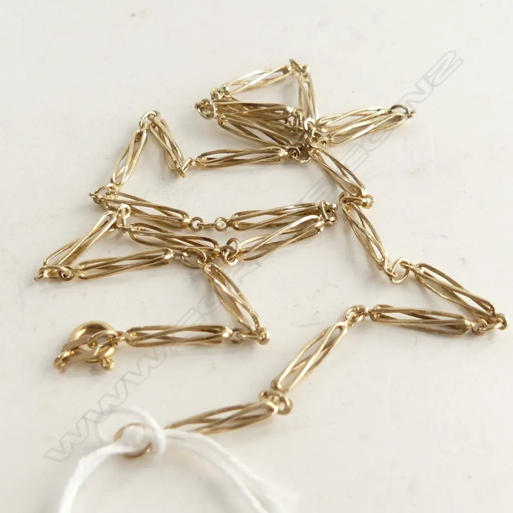 9CT GOLD GOLD CHAIN NECKLACE  7.86gm  51cm Image 1++