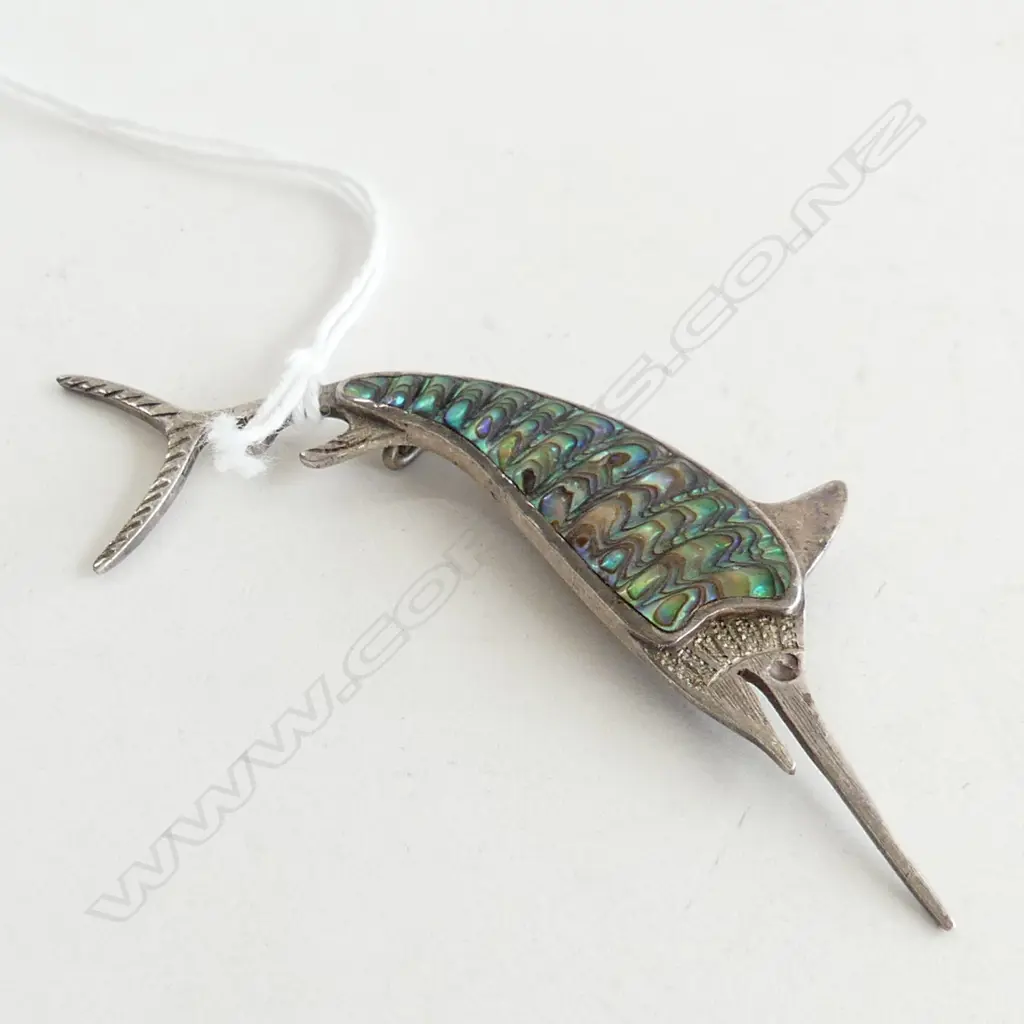 VINTAGE STG SIL & PAUA MARLIN BROOCH Image 1++