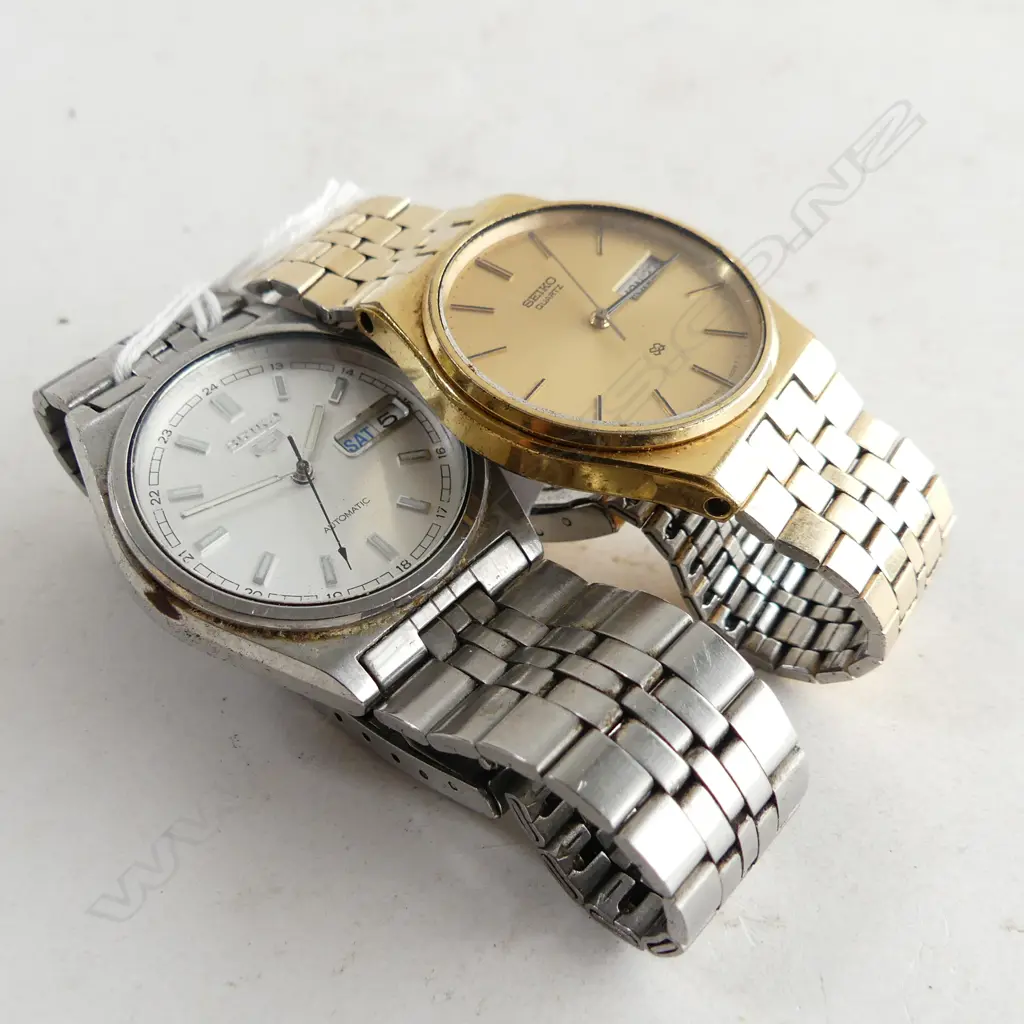 2 VINTAGE SEIKO WATCHES: SEIKO 5 & S2 Image 1++