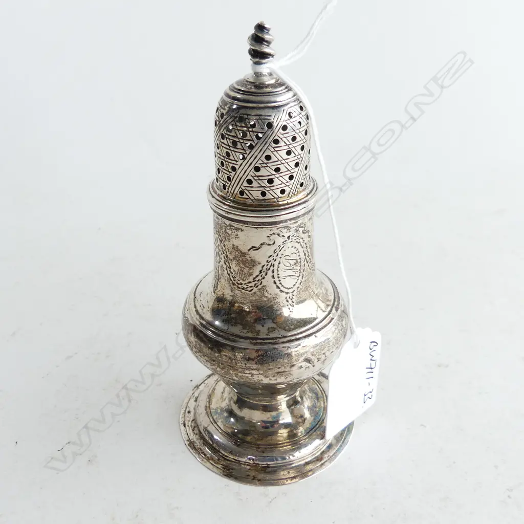 GEORGE III SILVER PEPPERETTE 69gms Image 1++
