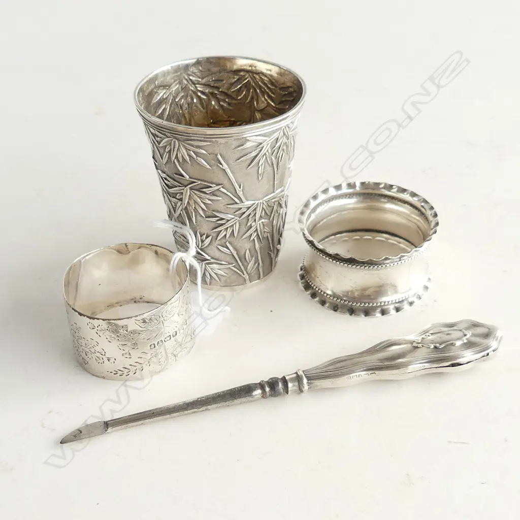 4 PCES STG SILVER; CUP w. BAMBOO DESIGN H.70mm, 2 NAPKIN RINGS, TOOL 93 GRAMS Image 1++