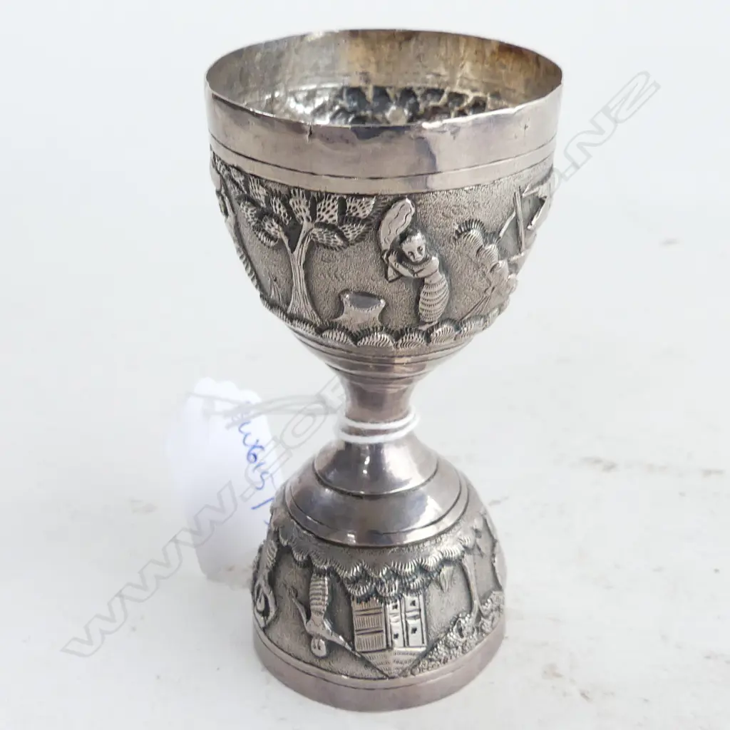 ANGLO / ASIAN SILVER NIP MEASURE H.112mm 69 GRAMS  Image 1++