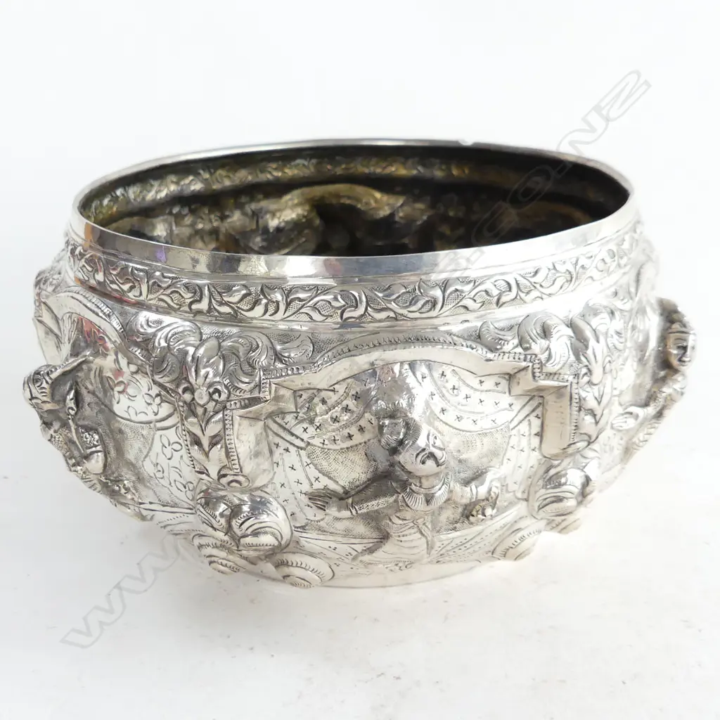 LG BURMESE EMBOSSED SILVER BOWL 210mm dia 464 GRAMS Image 1++