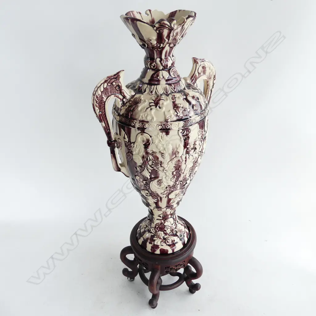 LG 19TH CENTURY JAPANESE AWAJI POTTERY VASE WITH STAND (H 610MM INCL STAND) Image 1++