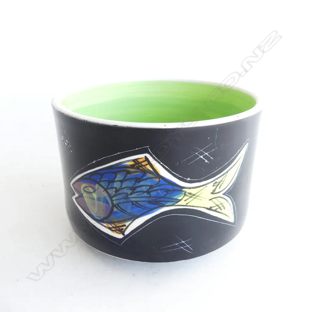 WARWICK BLACKBURN FISH BOWL SIGNED H100MM W140MM Image 1++