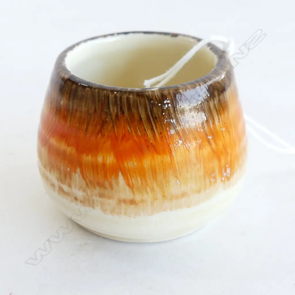 CLARICE CLIFF ORANGE & BROWN SALT POT H70MM Image 1++