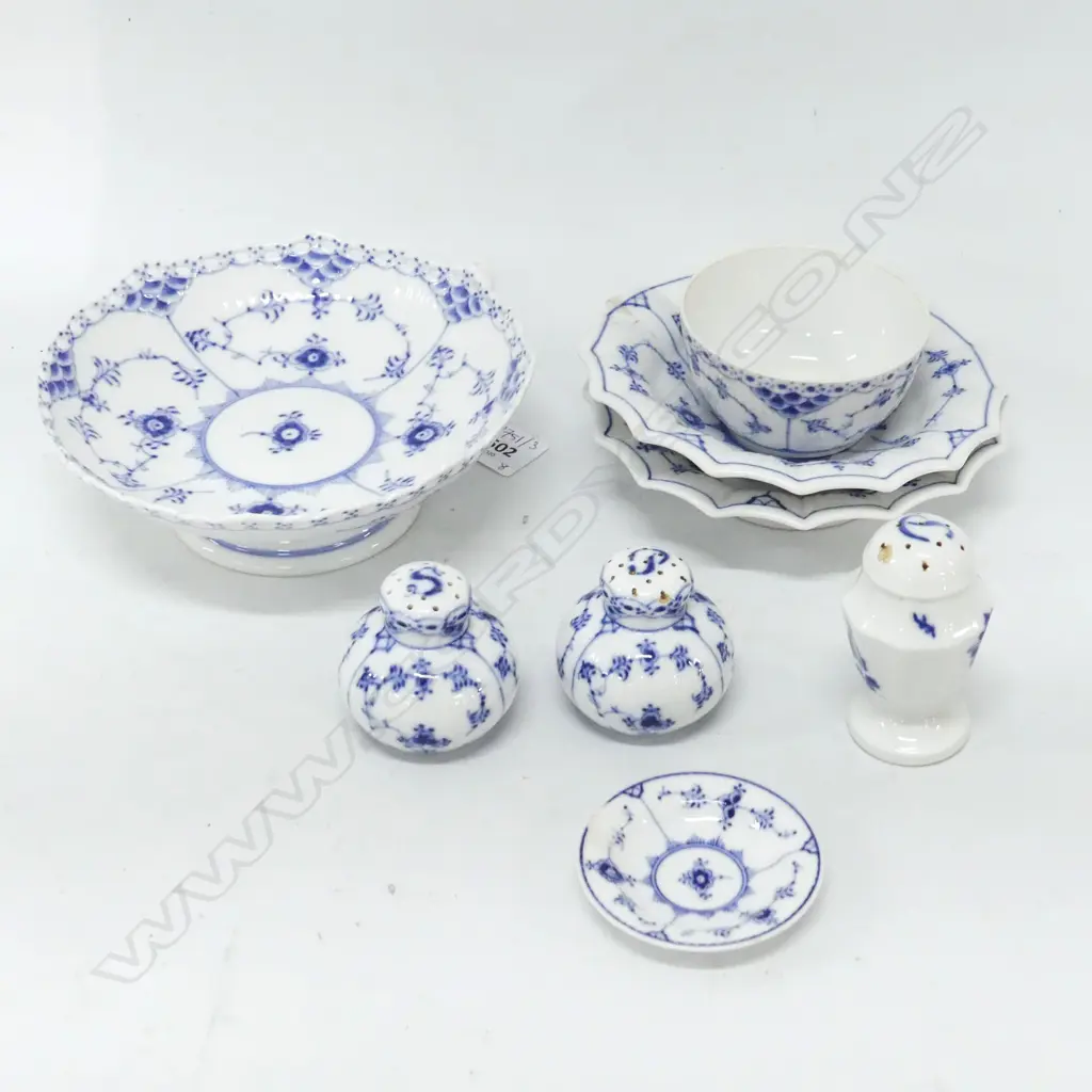 8 PCES ROYAL COPENHAGEN BLUE LACE; CAKE STAND 175mm dia, PR DISHES, 3 CONDIMENTS ETC ALL FAULTED  Image 1++