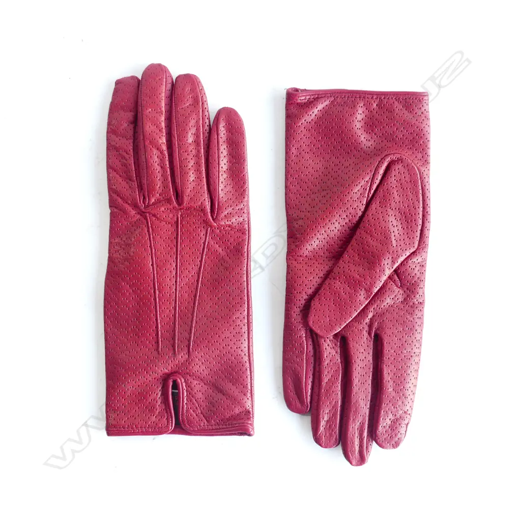 ITALIAN RED LEATHER GLOVES WITH CASHMERE LINING SIZE 8 Image 1++