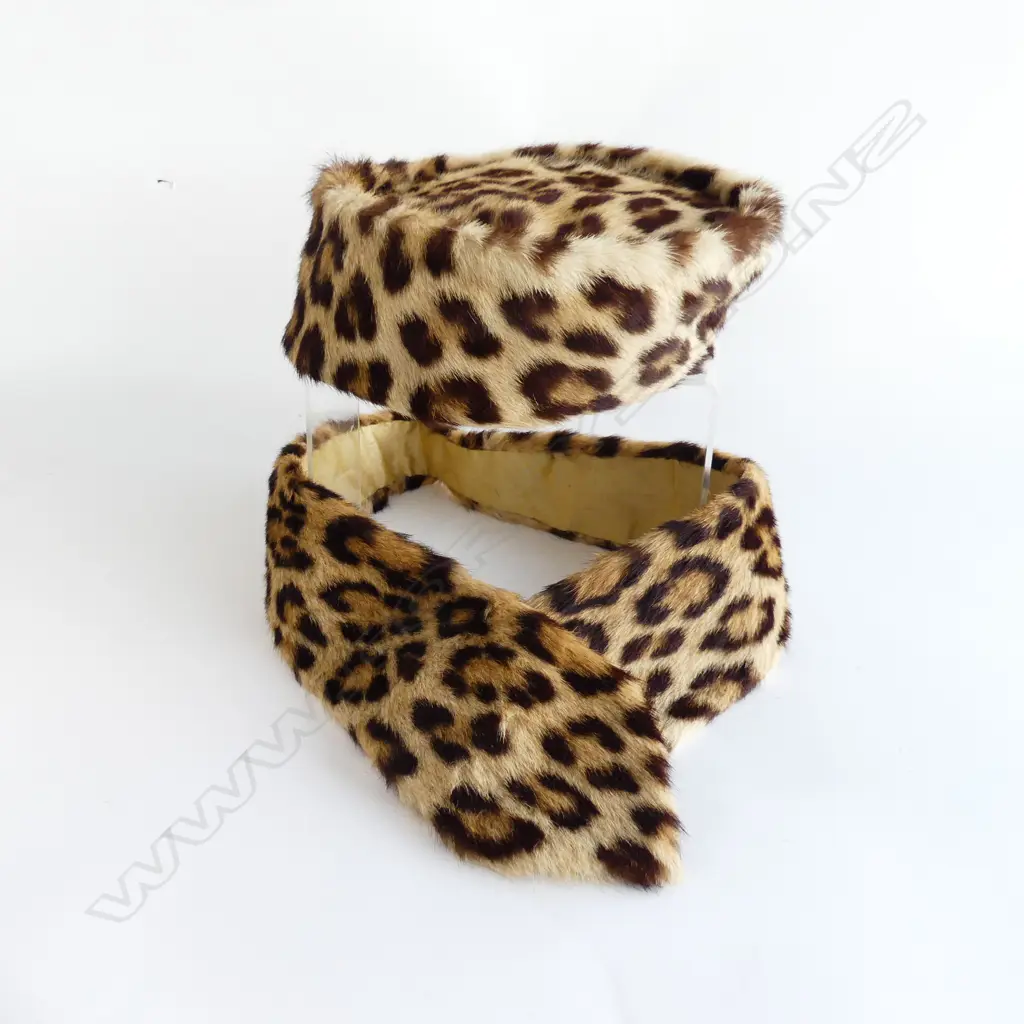 1950'S CHEETAH HAT & SCARF Image 1++