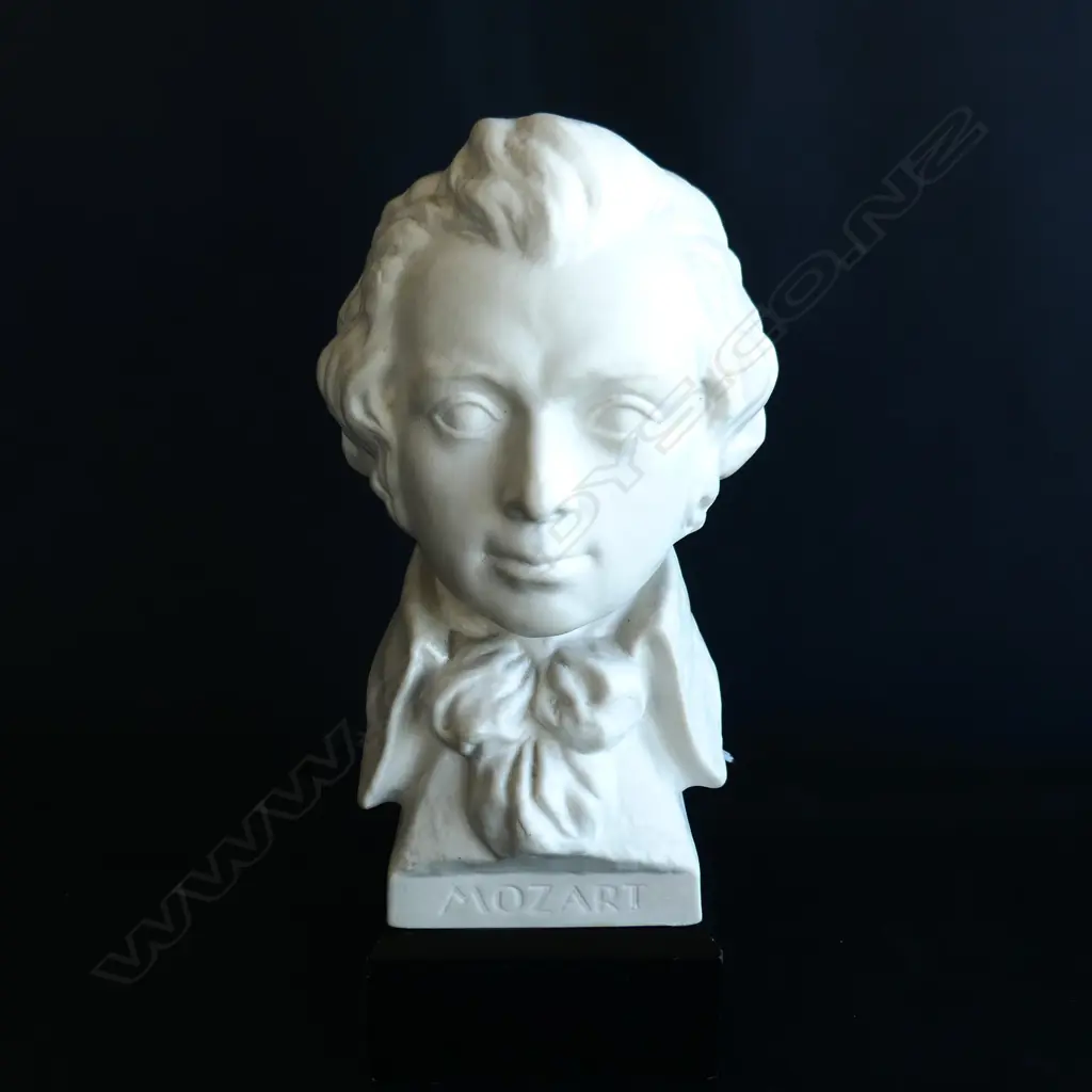 MOZART BISQUE BUST ON WOODEN PLINTH, SIGNED BUCHANNAN, H. 220MM Image 1++