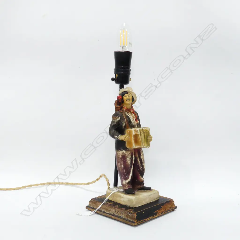 VINTAGE FIGURAL TABLE LAMP H. 420MM Image 1++