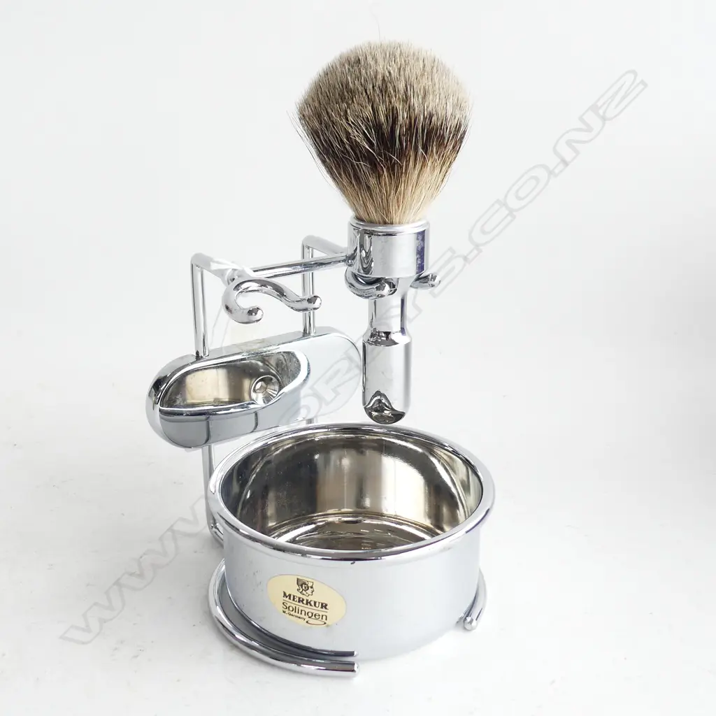 SOLINGEN SILVER METAL WALL MOUNTED SHAVING STAND H.220mm Image 1++