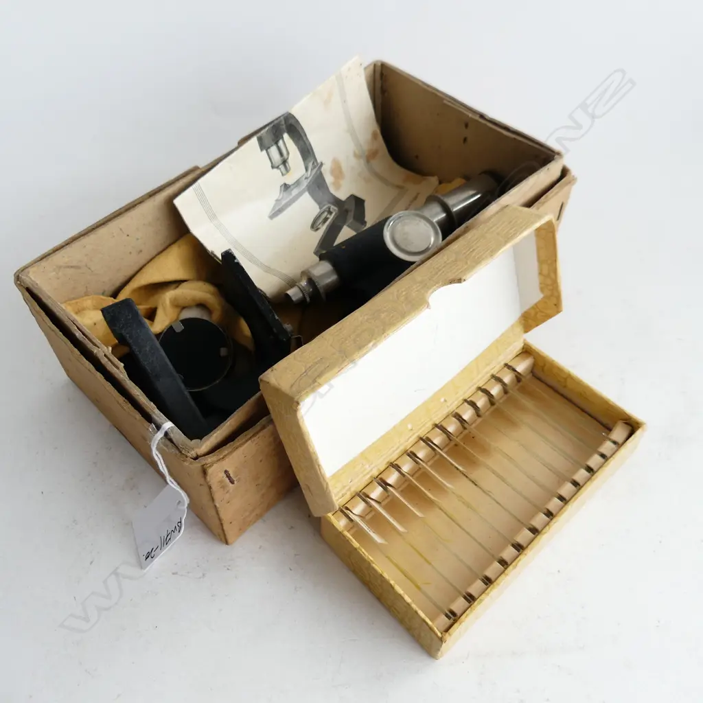 VINTAGE STUBBS BOXED MICROSCOPE WITH EXTRAS AF? Image 1++