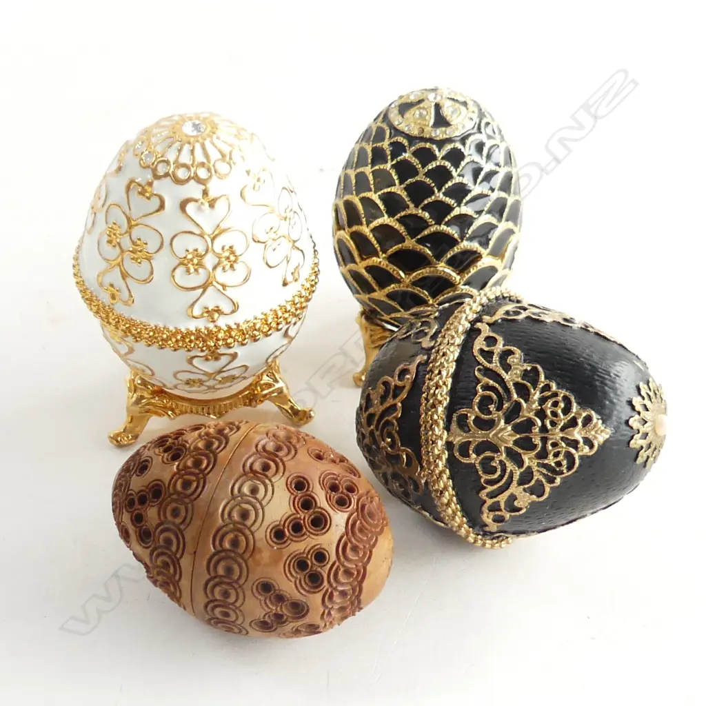 4 EGG CONTAINERS; 3 ENAMEL, 1 CARVED MATERIAL Image 1++