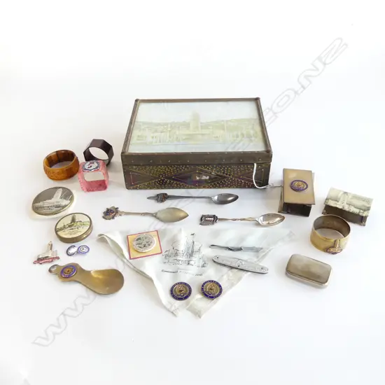 NZ CENTENNIAL EXHIBITION 1940 COPPER LIDDED BOX FOR HANDKERCHIEFS & TRINKETS + CONTENTS OF EXHIBITION MEMORABILIA