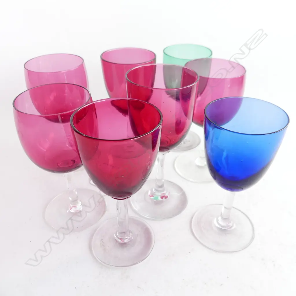 8 SMALL WINE GLASSES; 6x CRANBERRY + GREEN & BLUE H.135mm Image 1++