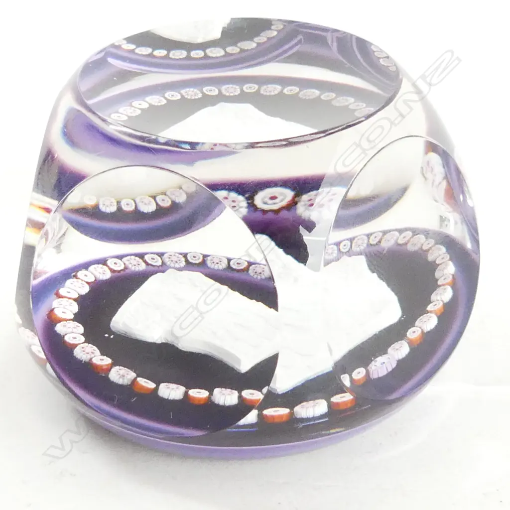 FRENCH SAINT LOUIS FACETED PAPERWEIGHT w. PLAQUE DEPICTING MARY & BABY JESUS DATE CANE 'SL1975' 75mm dia Image 1++