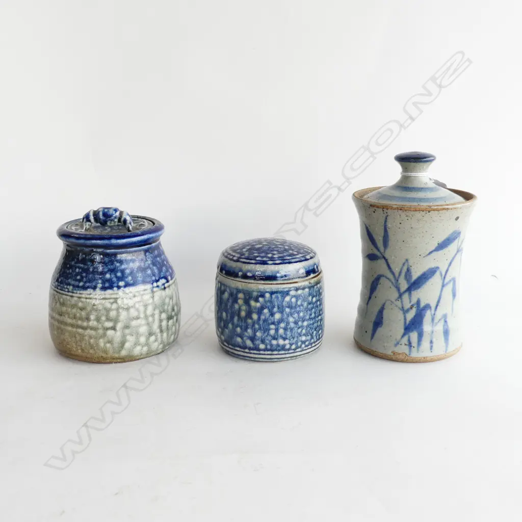 PR JOHN SEPIE BLUE SALT GLAZE JARS (H. 120, 90MM) + SIMON ENGELHARDT LIDDED JAR (H.170MM) Image 1++