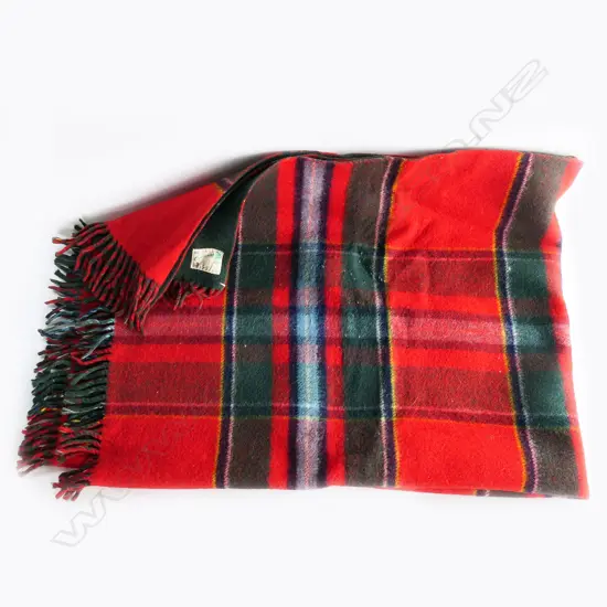 **RTV** VINTAGE ONEHUNGA MILLS TIKI MARK BLANKET multicoloured tartan