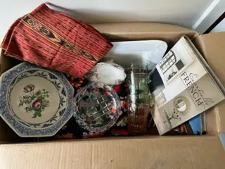 BOX LOT PEGGY SQUARE BLANKET, 2 BOOKS, CERAMICS ETC Image 1++