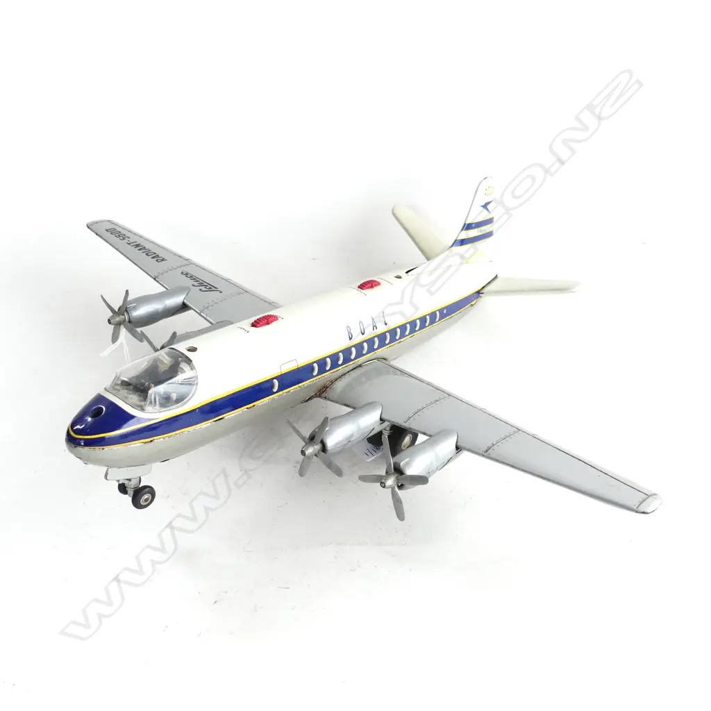 SCHUCO RADIANT-5600 BOAC MODEL PLANE L.425mm Image 1++