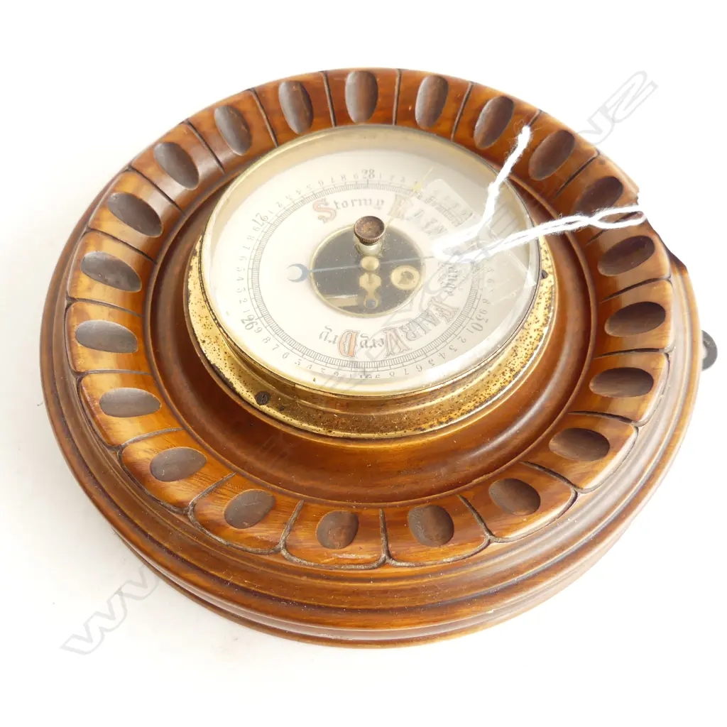 VINTAGE WALL BAROMETER 180mm dia Image 1++