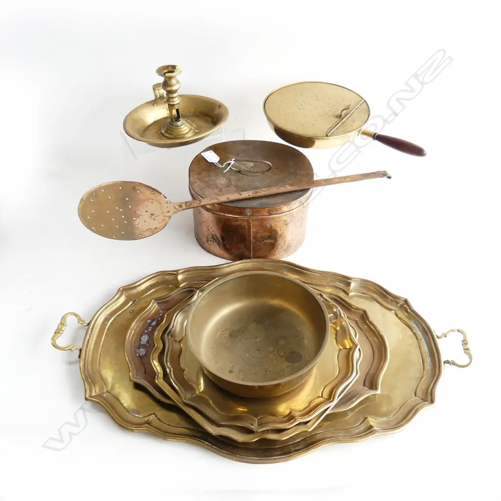 9 PCES ASST. VINTAGE BRASS; 4 TRAYS L.640mm, LIDDED PAN, BOWL, CANDLESTICK, LG COPPER WALL SPOON, CONTAINER L.545mm Image 1++