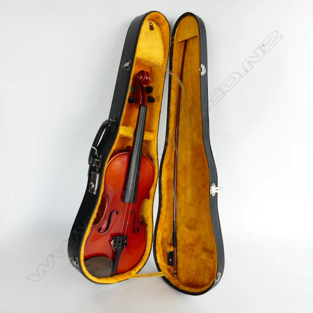 CZECH ? '3/4 size VIOLIN 'MADE FOR J.J.VAN DE GEEST'dated 1971 in hard case Image 1++