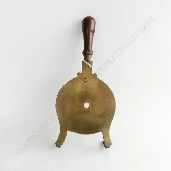VICTORIAN BRASS & WOODEN HANDLE TRIVET DAVID COOKE ANTIQUES LABEL TO BASE L. 330MM