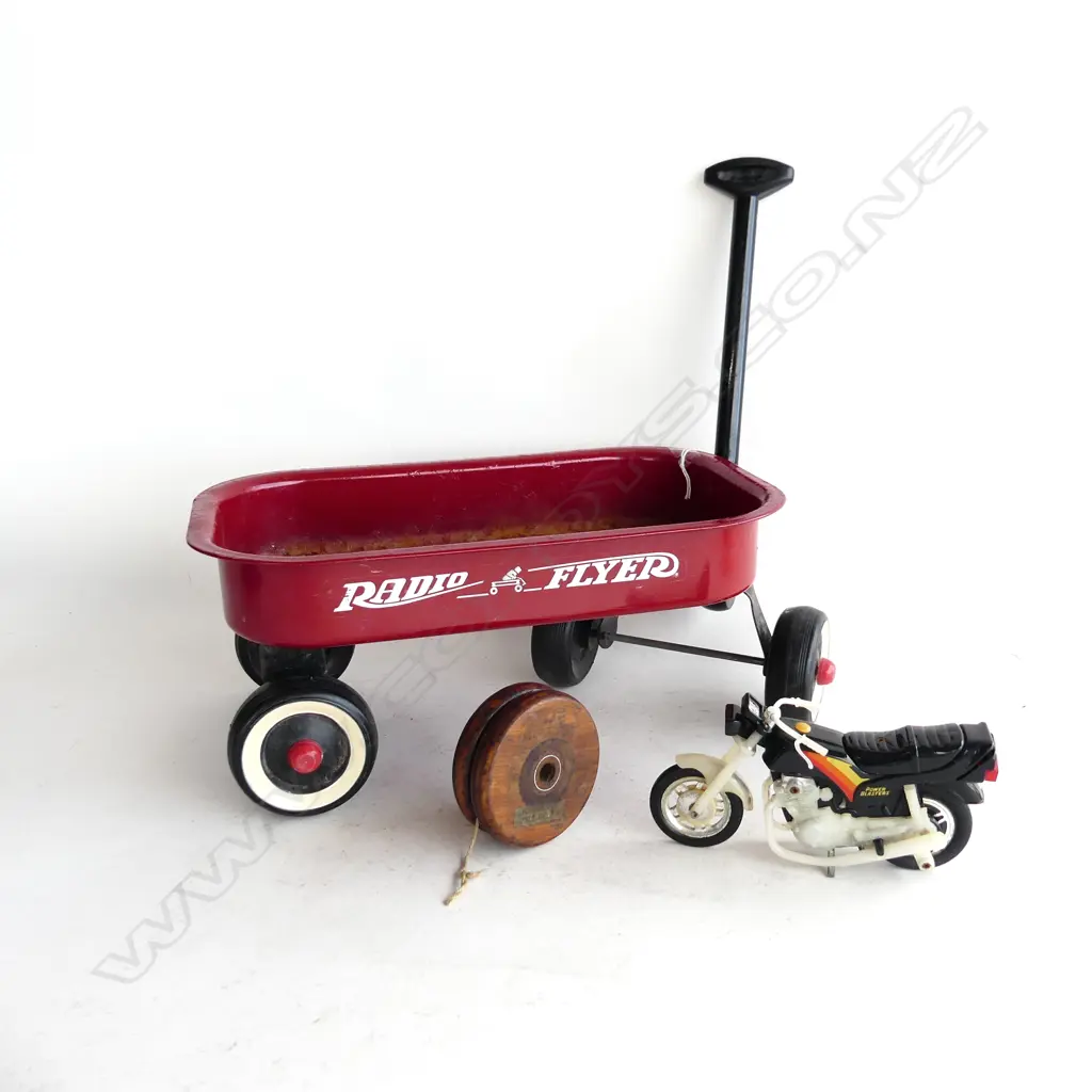 RED VINTAGE PULL-ALONG TRAILER (L320MM, OLD MOTORCYLE TOY (L150MM) & VINTAGE WOODEN YOYO (DIA 75MM) Image 1++