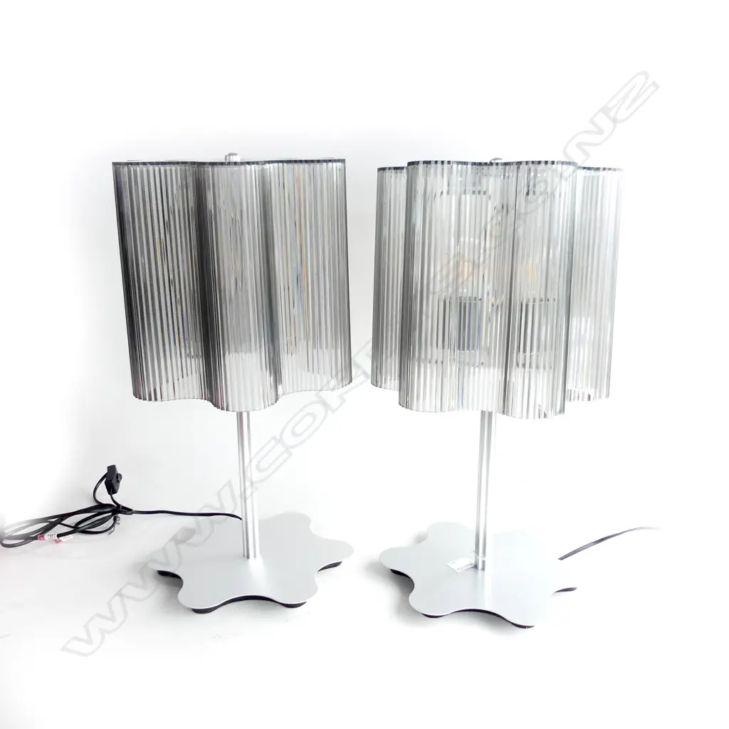 PR EUNICE TAYLOR KARTELL STYLE LAMPS H.550mm Image 1++