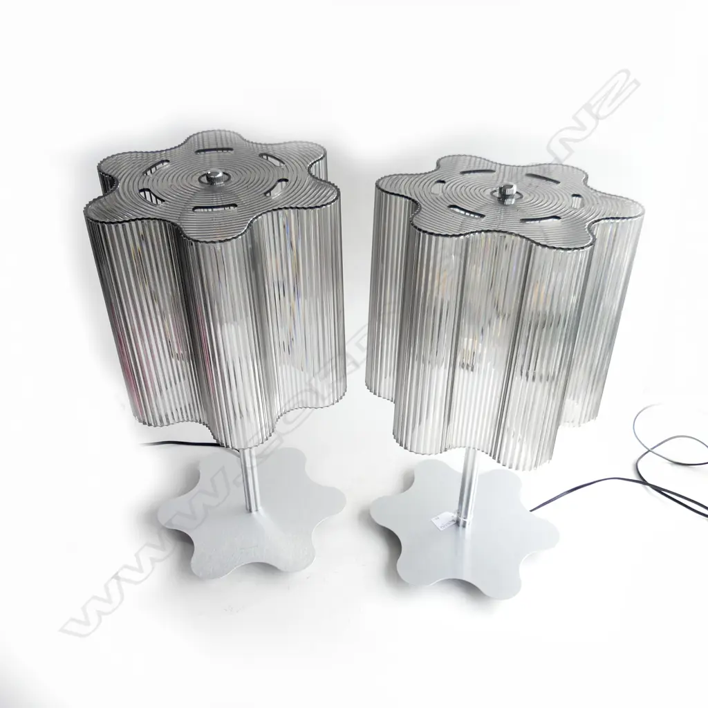 PR EUNICE TAYLOR KARTELL STYLE LAMPS H.550mm Image 1++