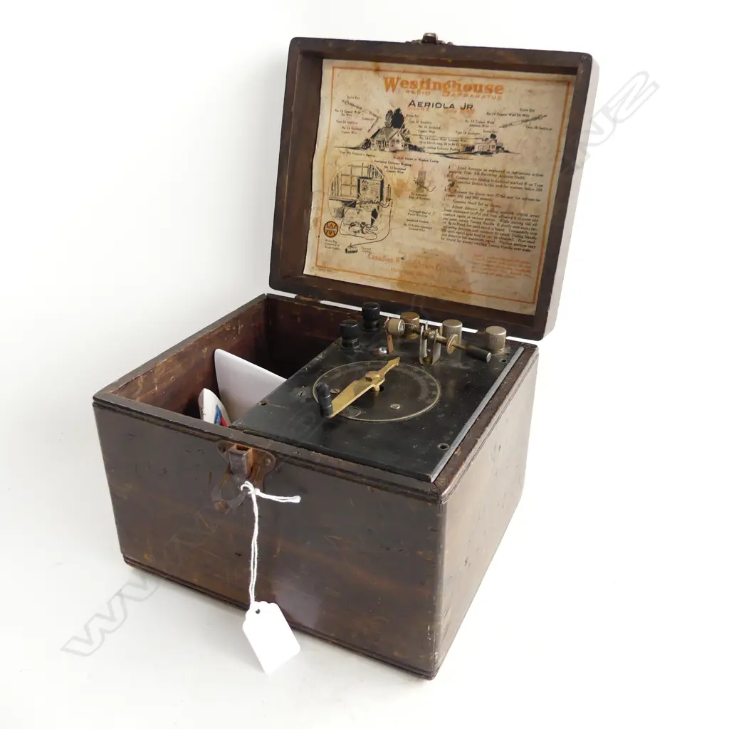 OLD WESTINGHOUSE BOXED CRYSTAL RADIO SET Image 1++