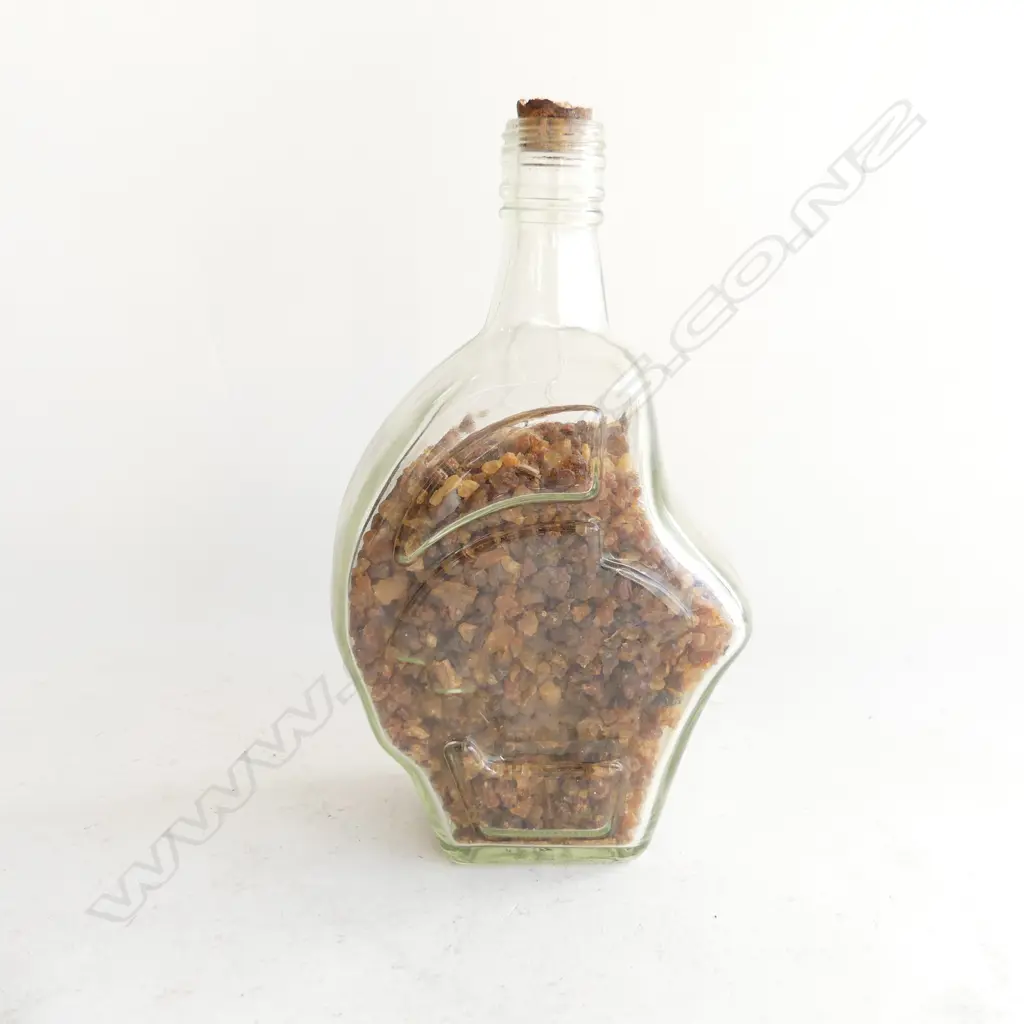 SHAPED BOTTLE OF FRANKINCENSE RESIN FROM KASAKSTAN Image 1++