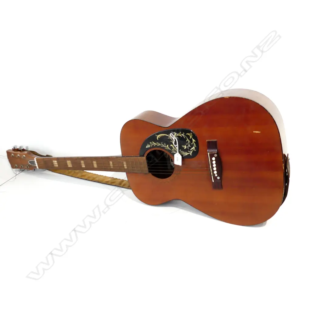 VINTAGE JAPANESE PIRLES ACOUSTIC GUITAR w shoulder strap Image 1++