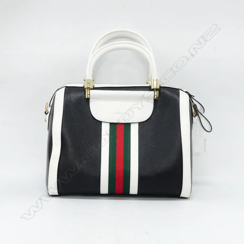 FAUX GUCCI BAG  Image 1++