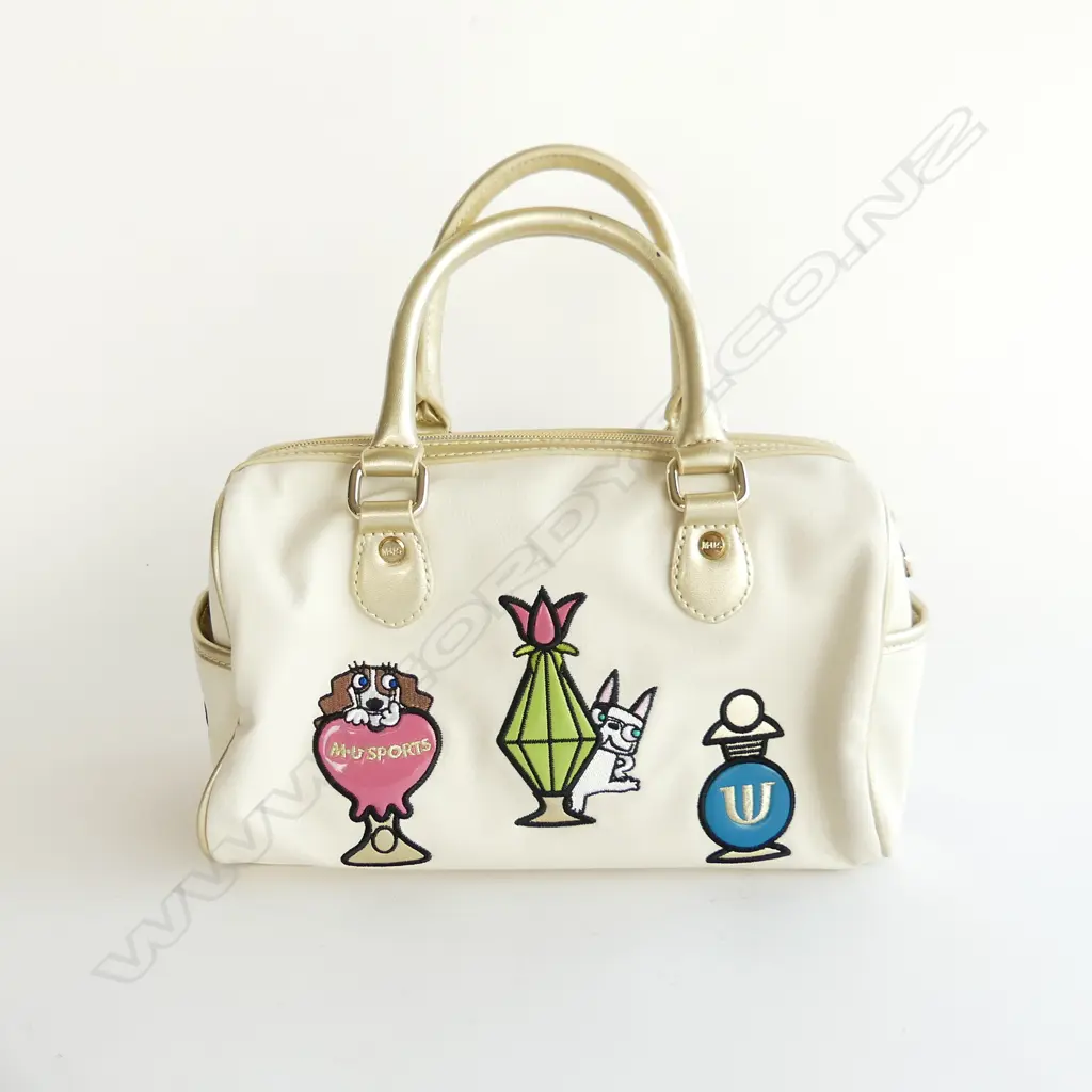"MU" SPORTS BAG WITH DOG DECORATIONS  Image 1++