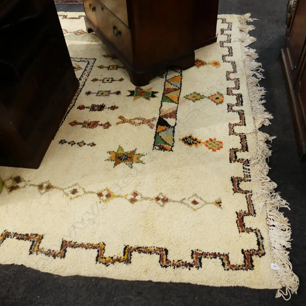 LRG GEOMETRIC HAND KNOTTED PALE WOOL PILE CARPET 3600 x 2400mm Image 1++