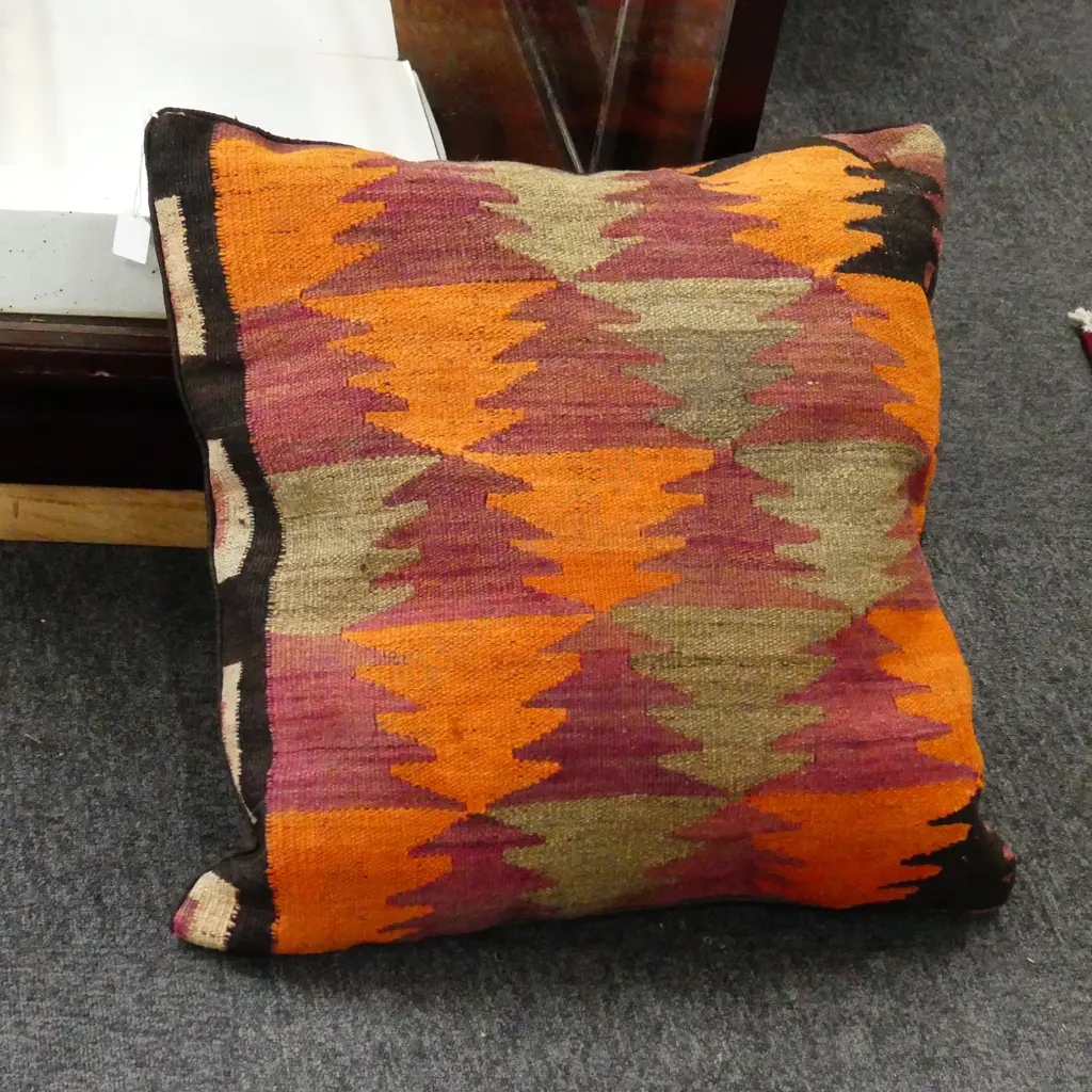 LG HAND KNOTTED KILIM FACE CUSHION, 590 X 590mm Image 1++