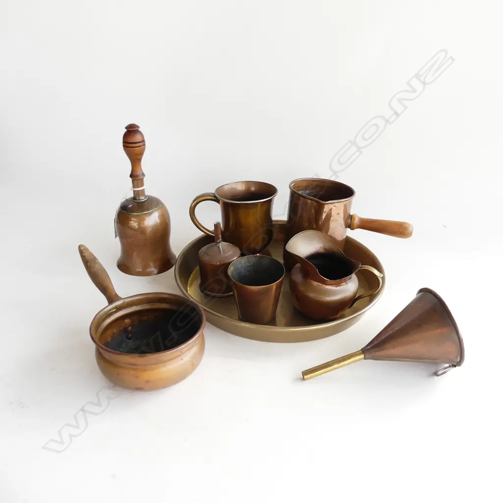 9 PCES VINTAGE COPPER; TRAY 255mm dia, BELL, JUG, FUNNELS ETC Image 1++
